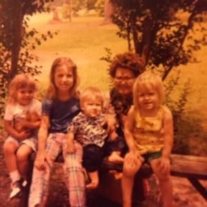 Meet your Posher, Carol